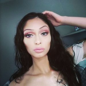 Meet your Posher, Brenda